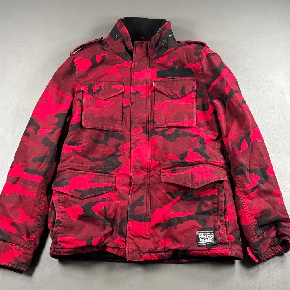 Levi's Men's Sherpa Lined Field Coat Red Camo Size Small